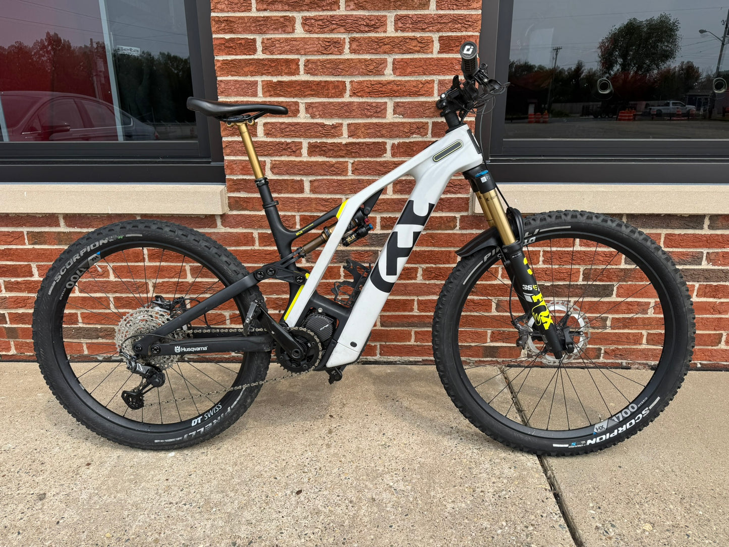 Husqvarna Mountain Cross 6 Demo 413 Miles