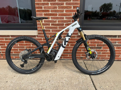 Husqvarna Mountain Cross 6 Demo 413 Miles