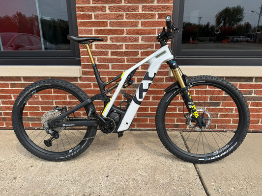 Husqvarna Mountain Cross 6 Demo 413 Miles