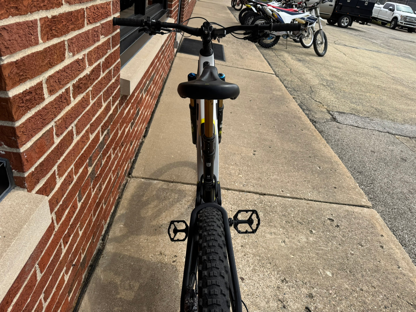 Husqvarna Mountain Cross 6 Demo 413 Miles