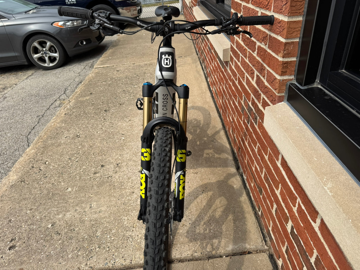 Husqvarna Mountain Cross 6 Demo 413 Miles